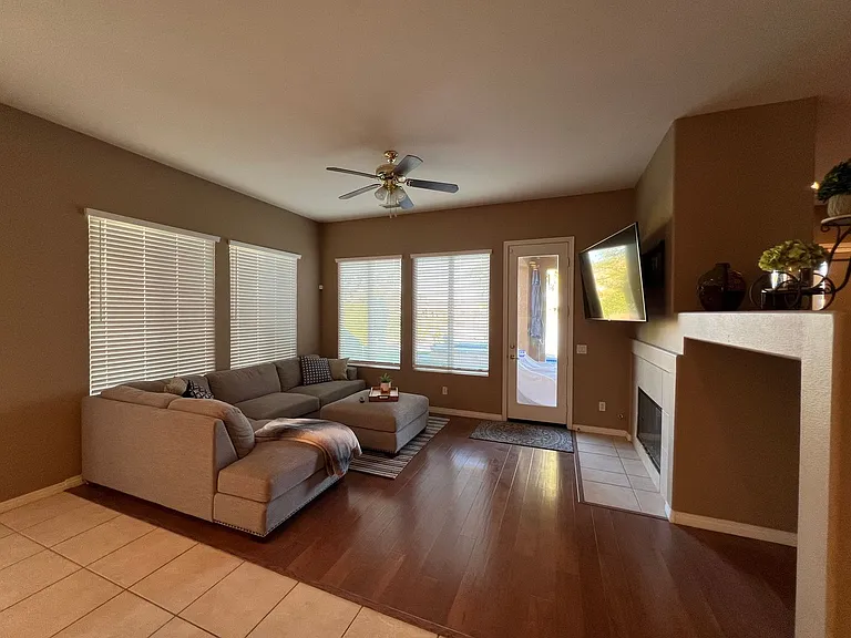 99 Shoreline Dr — Photo 4