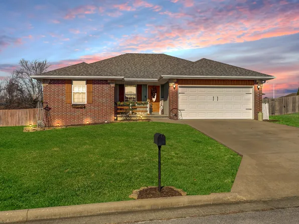 713 W Christopher Lane, Clever, MO 65631