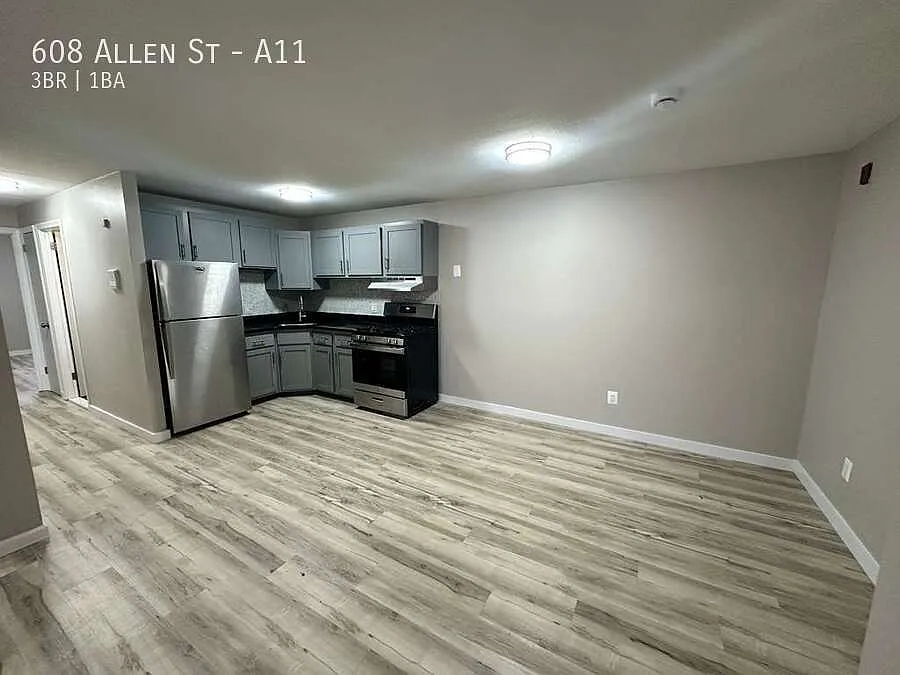 608 Allen St #A11