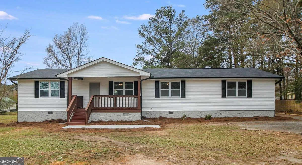 423 Collier Rd photo 1