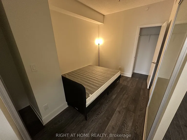 188 Fairview Mall Dr #605 — Photo 11