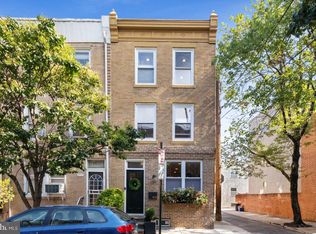 1031 Carpenter St, Philadelphia, PA 19147