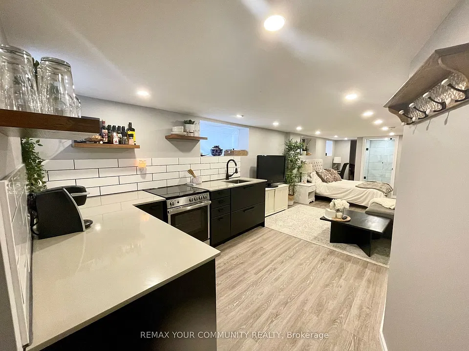 264 Sterling Rd #BASEMENT