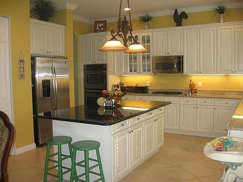 2 tone Granite Counters