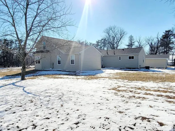 2351 Hickory Ave, Rockford, IA 50468