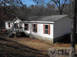 851 Sugar Valley Cir, Pineville, MO 64856