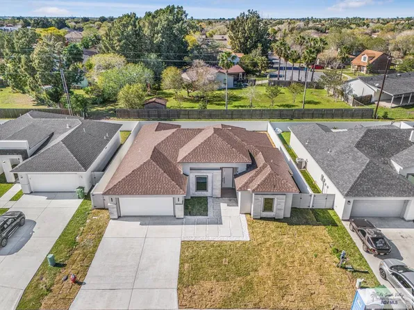4424 Aurora Dr, Brownsville, TX 78526
