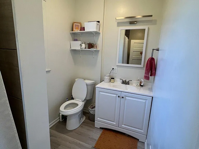 531 Federal Ave E — Photo 19