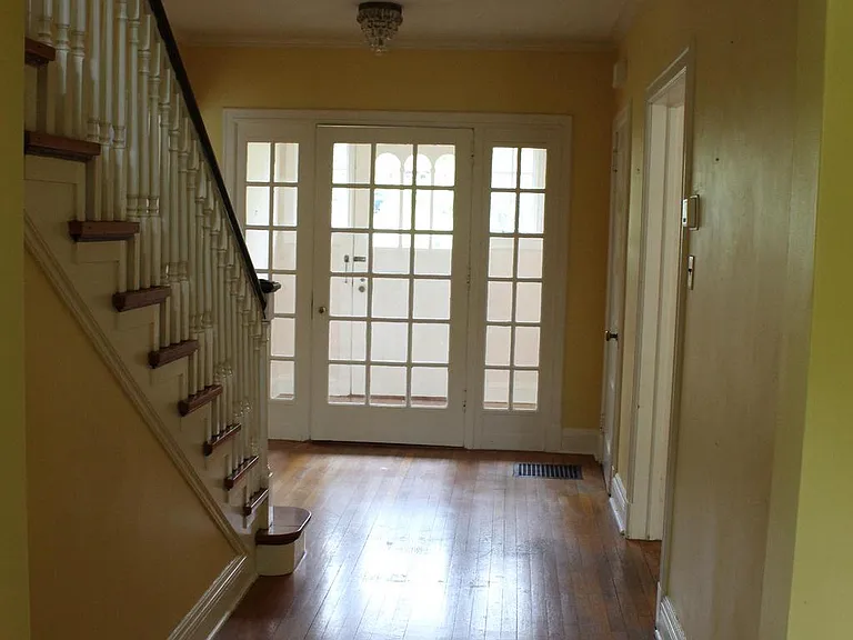 490 Bancroft Rd — Photo 6