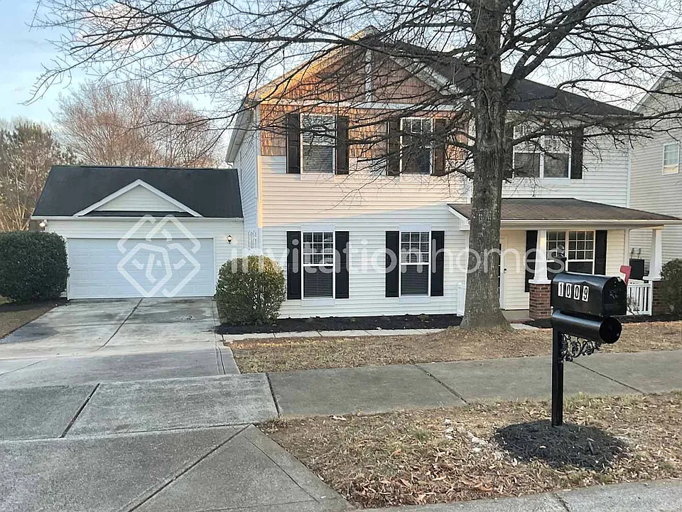 1009 Theodore Ln
