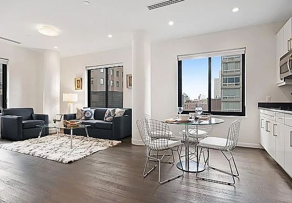 4th image of 830 8th Ave Penthouse A