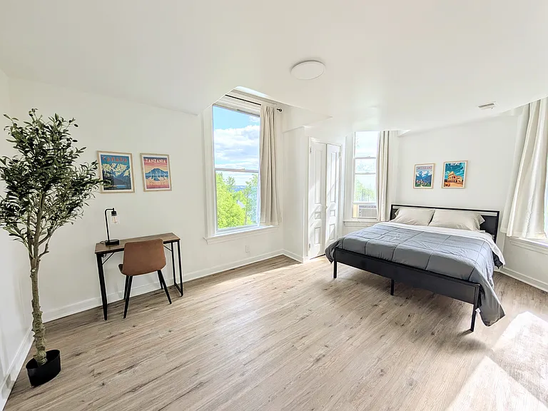 321 Lafayette Ave #2 — Photo 12