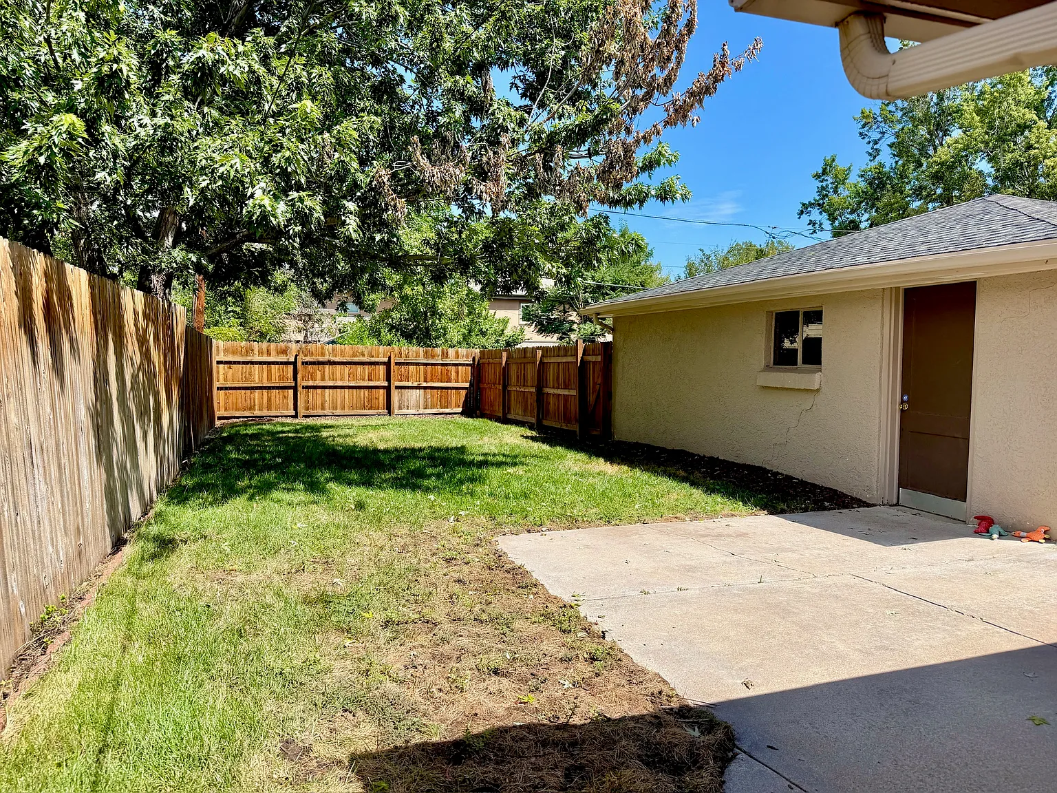 2 bed, 948 sqft, $3,400 — Photo 3