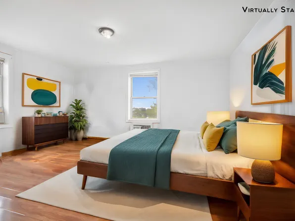 602 Avenue T image 3 of 9