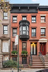 34 Schermerhorn Street in Brooklyn Heights