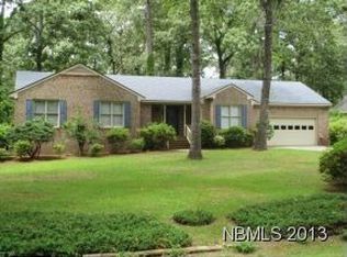 1891 Den Tree Ct, New Bern, NC 28562