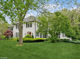 21 Cambridge Dr, Oak Brook, IL 60523