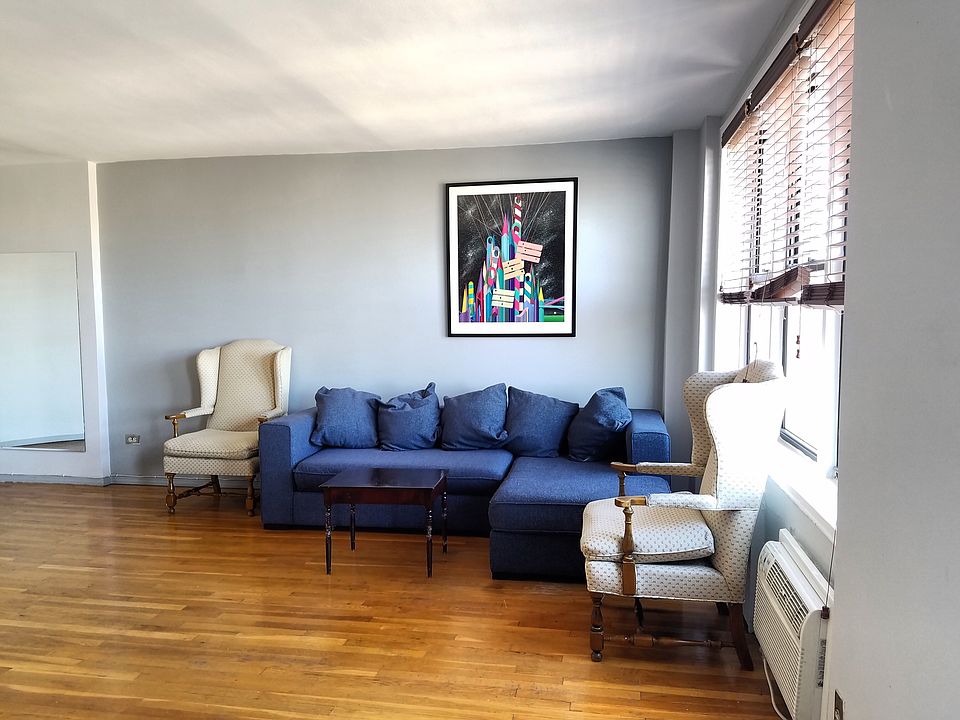 1st image of 3211 Newtown Ave