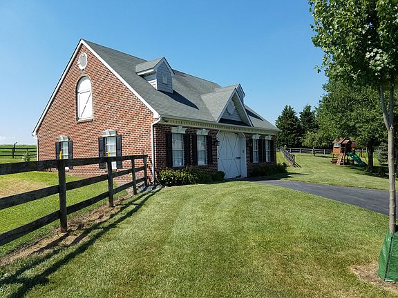 Barn with large loft