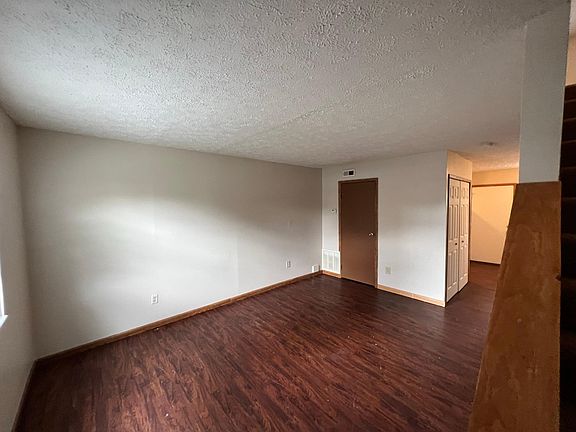 4th image of 1566 Harvester Ln
