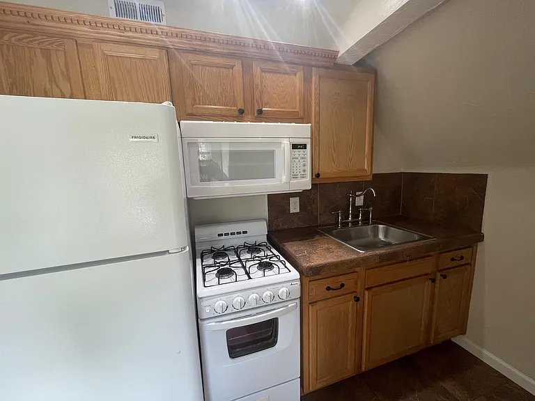 614 Mellon St #3 — Photo 22