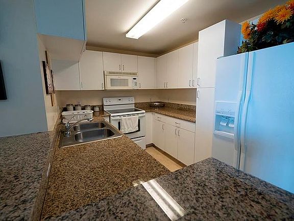 4th image of 185 SE 14th Ter #Aw2106