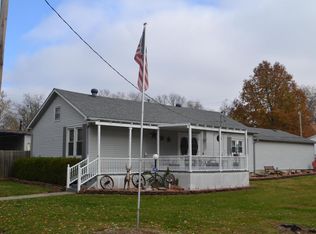 127 N James St, Centralia, IL 62801