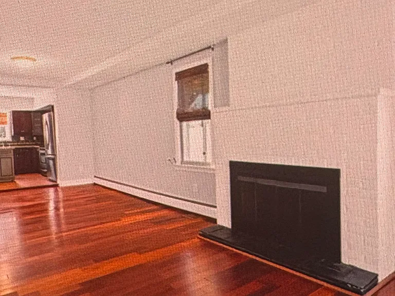 1300 W Kings Hwy #1 — Photo 2