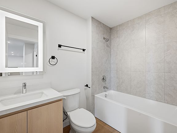 3rd image of 95 Caledonia Rd #508