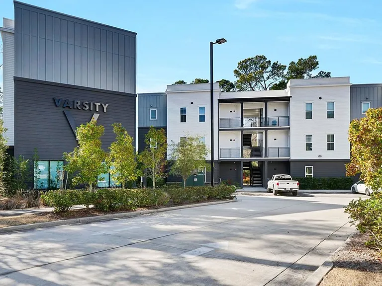 The Varsity-720 — Photo 2