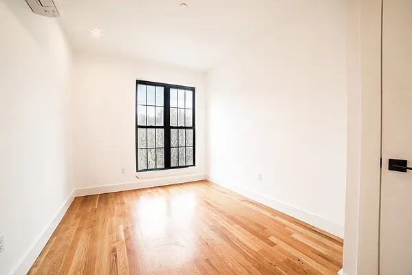 Rented by Joel Scharf, LREB | media 35