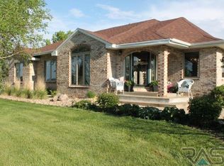 46789 276th St, Lennox, SD 57039