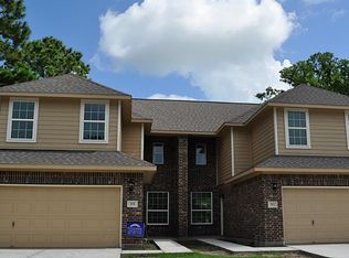 371 E Adoue St, Alvin, TX 77511