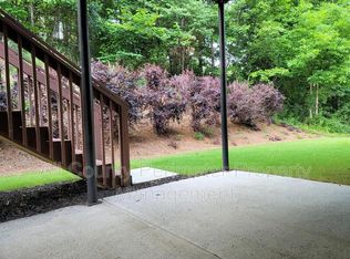 4445 Agard St, Cumming, GA 30040