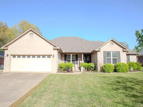 818 Mallard Ln, Conway, AR 72034