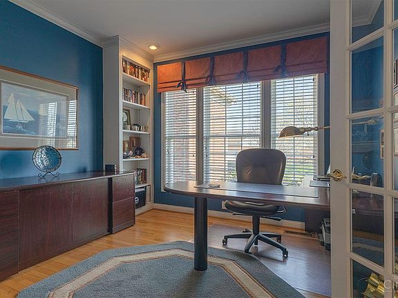 5th image of 5769 Buckingham Ln