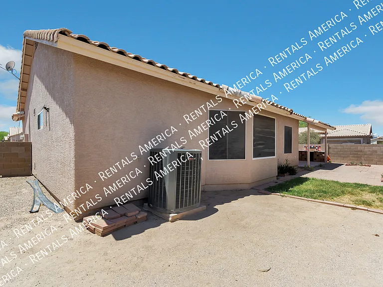 7165 W Yarbough Dr — Photo 25
