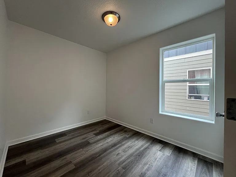 1517 SE 127th Ave #9 — Photo 27