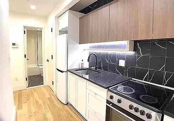 1st image of 826 Saint Johns Pl #5F