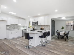 1044 HILLOCK Drive E, Jacksonville, FL 32221