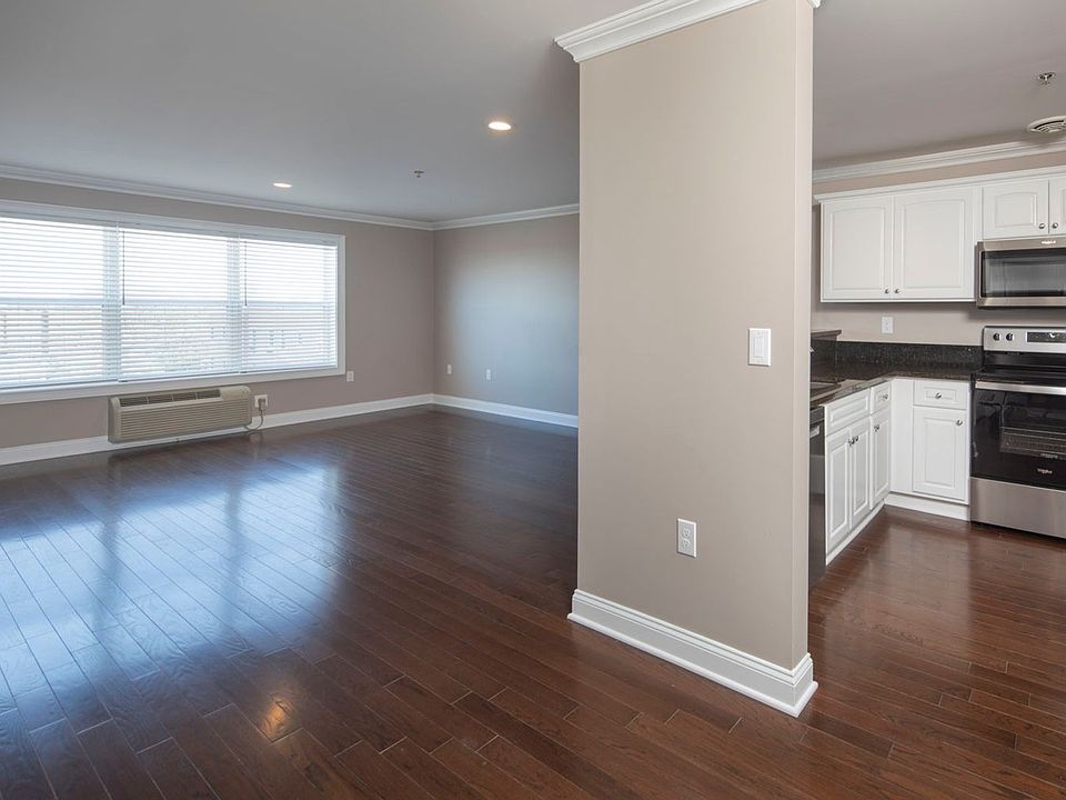 1st image of 47 Legion Dr APT 408
