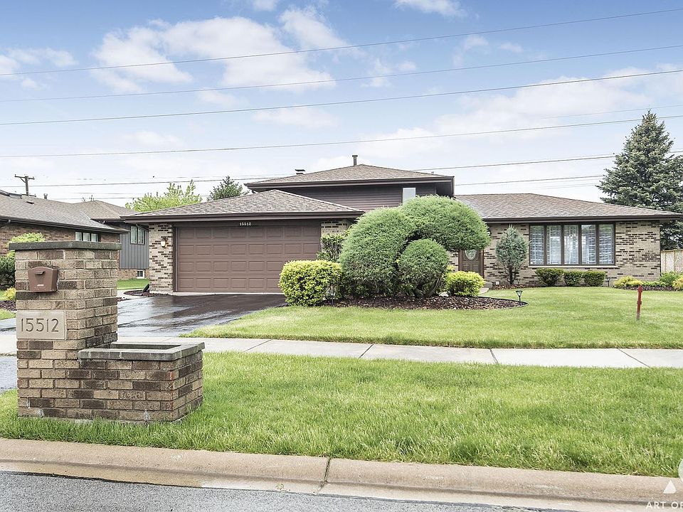 1st image of 15512 Canterbury Ln