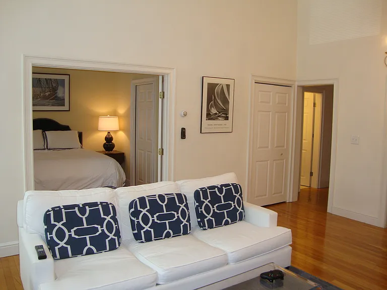 271 Beacon St #2 — Photo 5
