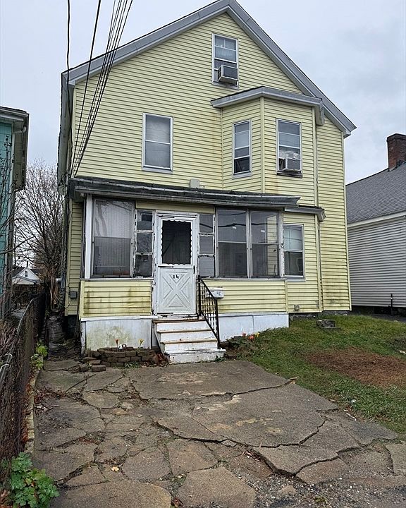 2nd image of 14 Pine St