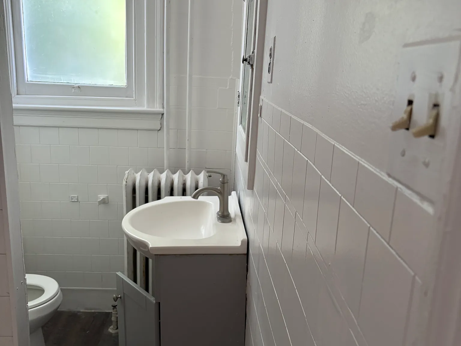 1 bed, 2000 sqft, $795 — Photo 3