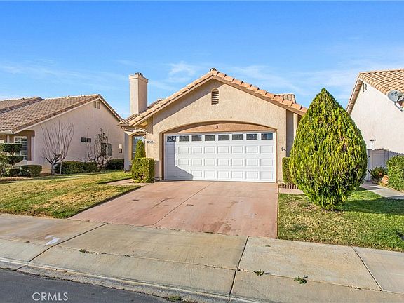 3rd image of 5891 Riviera Ave