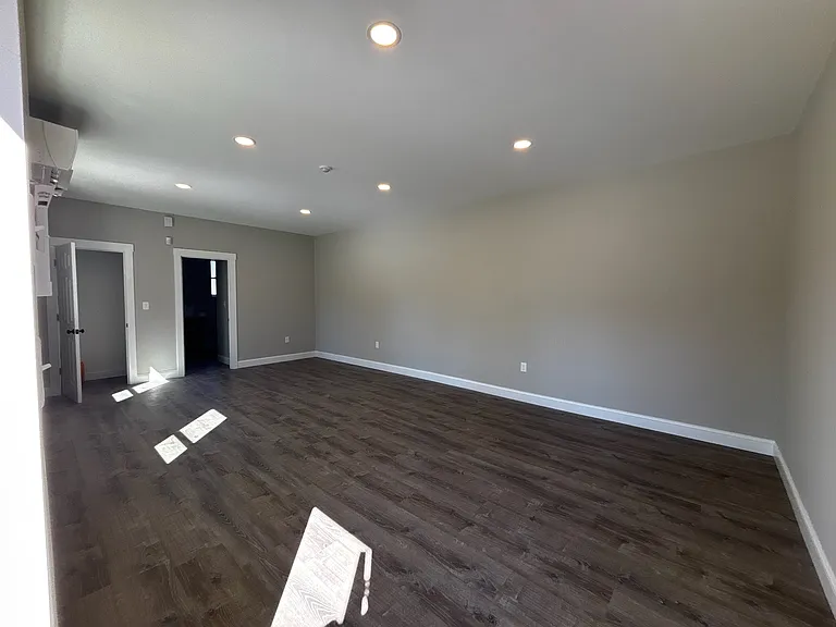 3 Enterprise Ct #B — Photo 7