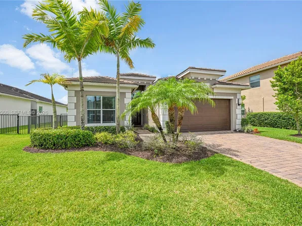 9706 Celtic Sea Ln, Delray Beach, FL 33446