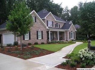 8 Country Squire Rd, Anniston, AL 36207