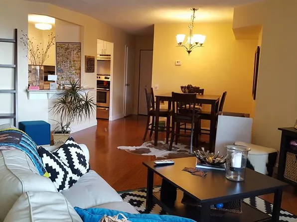 1420 Locust St APT 28D, Philadelphia, PA 19102